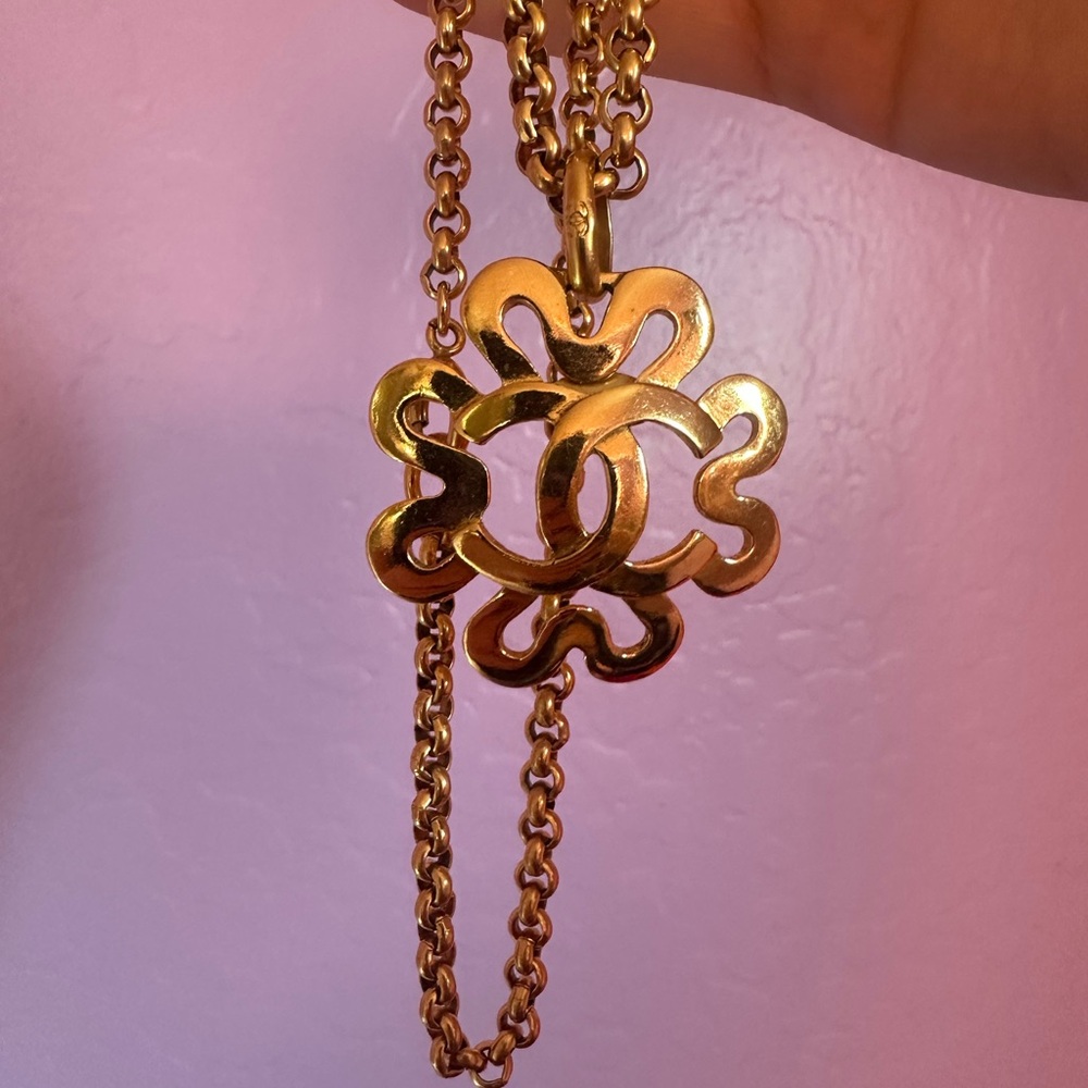 Chanel Flower Necklace AUTHENTIC